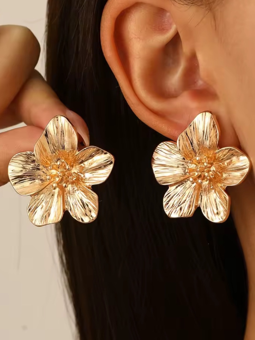 Zara Shimmering Gold Floral Stud Earrings